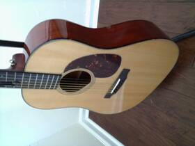 Sdjm-18 Sigma All Solid Wood Guitar With Hardshell Case. No Dinks Scratches