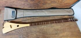 51925 Tune Mcnally Strumstick D-33 Gdg #51925 2007 With Gig Case