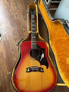 V-23s Ventura Vintage Acoustic Guitar Dove Cherry Red Sunburst Hard Case