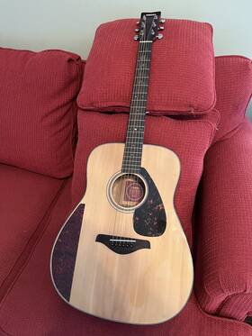 710s Yamaha Fg Acoustic Guitar-solid Spruce Top-big Sound-nice Player -a Beauty