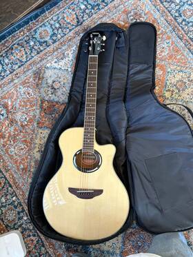 Axp500 Yamaha Ii Acoustic/electric Guitar