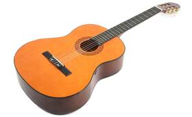J2110f Yamaha C40m Natural Finish Concert Guitar