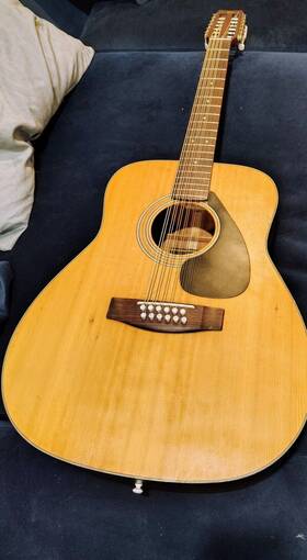 Fg-12-300 Yamaha 12-string Acoustic Guitar