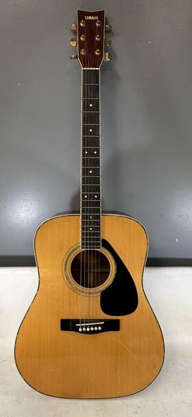 Yamaha Fg-300d