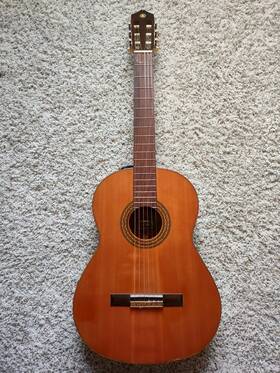 G-70a Yamaha Acoustic Guitar With Backpack Case Good Condition