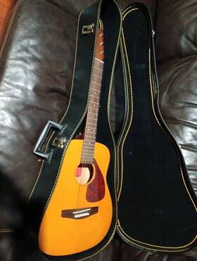 Hn1218256 Yamaha Vintage Red Label Fg-junior Jr-1 3/4 Acoustic Guitar /case