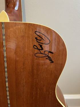 Zager Zad50om Ez-play Om Acoustic Guitar 6-string Spruce Mahogany With Hard Case