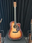 Martin Custom Dc Special Performing Artist Sunburst 000 Depth Dreadnought A/e. Fixed Price $2475.00.