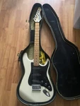 Vintage Martin Stinger Ssx Electric Guitar - White Mik. Fixed Price $339.99.