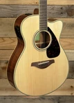 Yamaha FSX820C Acoustic/electric Guitar Natural. Fixed Price $549.99.