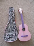 Viosonic MG-102 Pink Children Guitar With Lillian Vernon Case. Fixed Price $31.00.