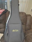 Martin Dreadnought Guitar Case 14-FRET Softshell, Acoustic Protective Bag. Fixed Price $87.75.