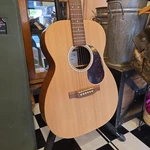 Extremely Good Condition Martin 00-X2E-01 Sit-mah Electric Acoustic. Fixed Price $852.06.