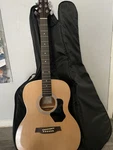 Walden Guitar Model O350/W. Fixed Price $120.00.