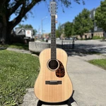 Larrivee SD-40 W/ Lr Baggs Element & Case. Fixed Price $1600.00.