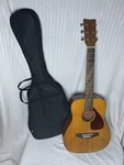 Yamaha Fg-junior JR1 3/4 Acoustic Guitar Brown 6-STRING Right-handed W/gig Bag. Fixed Price $125.00.
