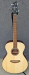 Breedlove Eco Discovery Concert Spruce Top Acoustic Guitar Model DSCN01EUAM. Fixed Price $224.50.