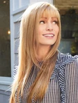 Taylor Swift Wig With Bang "rene' Of Paris" Golden Blonde-nib Free Revival Spray. Fixed Price $220.00.