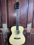 Savannah SGO-12-NA Orchestra Size Steel String Acoustic Guitar 000. Fixed Price $125.00.