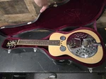 Regal RD-40NS Square Neck Resonator Natural Gloss Finish W/hsc. Fixed Price $450.00.