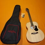 New Box Walden O450 Guitar Gigbag Solid Spruce Top 000 Orchestra Acousticsteel. Fixed Price $309.00.