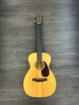 C.f. Martin & Co. 0-18 Acoustic Guitar With Hard Case (B06011365). Fixed Price $2059.99.