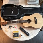 Donner Dreadnought Acoustic Guitar Natural With Gig Bag, Tuner, Strap, Picks,. Fixed Price $80.00.