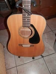 Yamaha Acoustic SCF08 Pre Owned, Comes With Stand, Great Condition. Fixed Price $128.99.