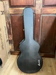 Guild Tkl 000 Size Acoustic Guitar Hard Shell Case Canadian Fits Om Models. Fixed Price $149.00.
