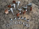 Fender JG26 DG24 D25 Guitar Tuning Machine SET/6PCS W/hardware 006-2349-000. Fixed Price $29.99.